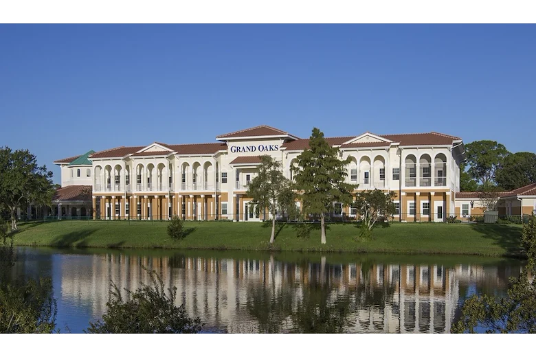 Image of Grand Oaks of Palm City (1)