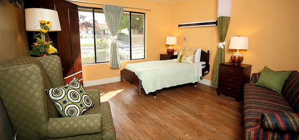 Image of Pine Creek Care Center (7)