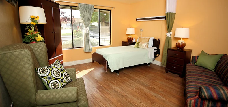 Image of Pine Creek Care Center (7)