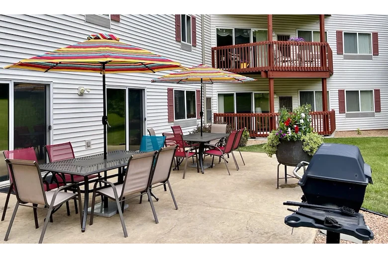 Image of Parkway Cooperative of Burnsville (2)