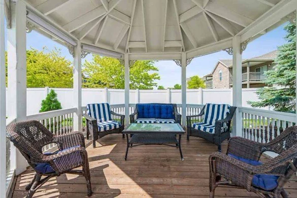 Image of Traditions of Lafayette (9)