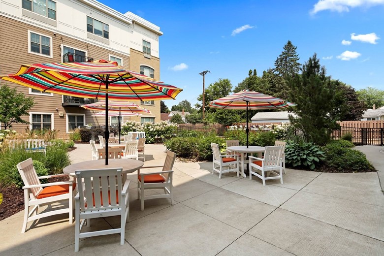 Outdoor space at the Waters of Highland Park