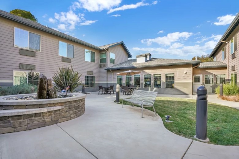 Image of Almond Heights (1)