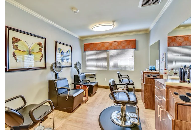 Image of Redwood Terrace Health Center (7)