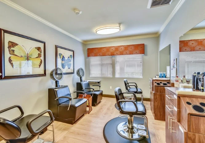 Image of Redwood Terrace Health Center (7)