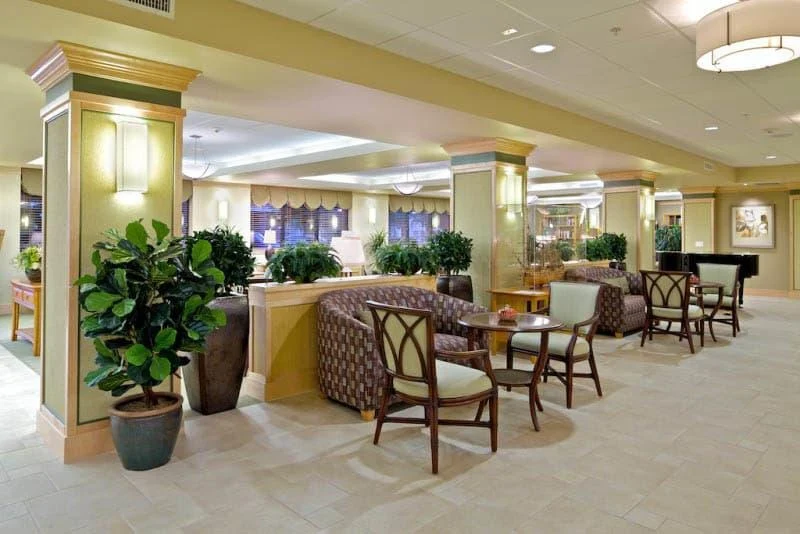 Image of Merrill Gardens at Bankers Hill (4)
