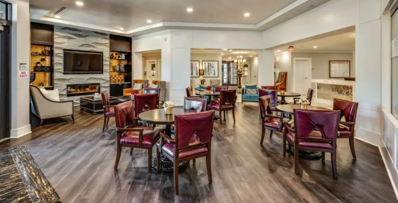 Image of American House Town and Country (6)