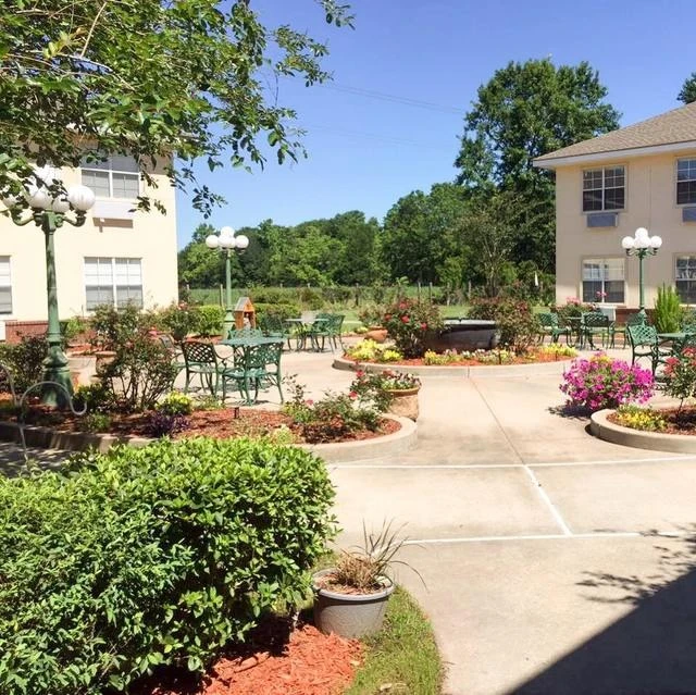 Image of Garden View of Baton Rouge (9)