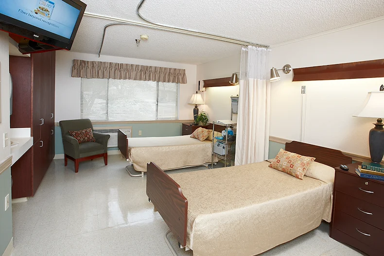 Image of Lakeside Rehabilitation & Care Center (4)