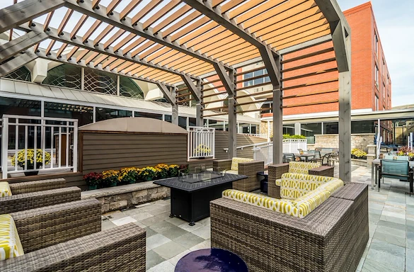 Image of Summit of Uptown (1)