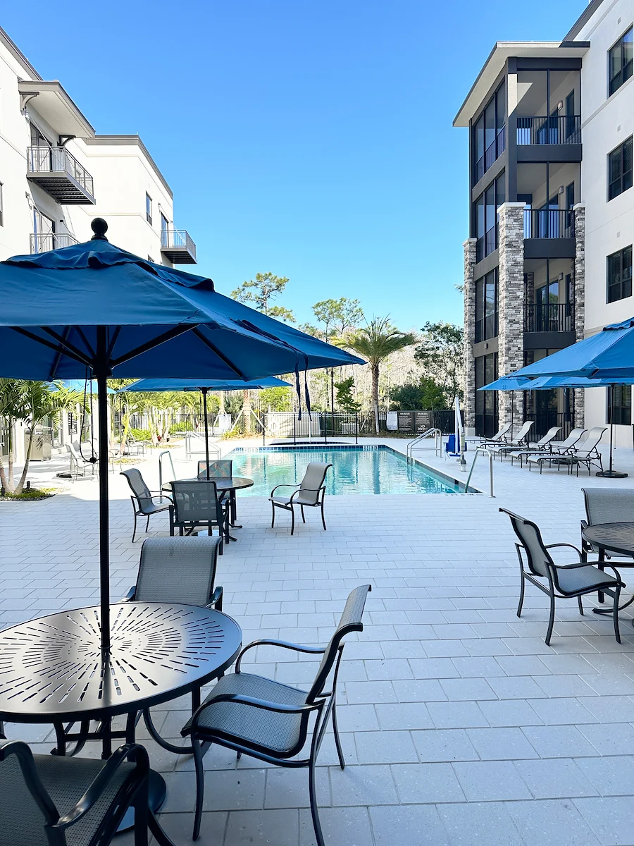 Image of Grand Living at Naples (8)