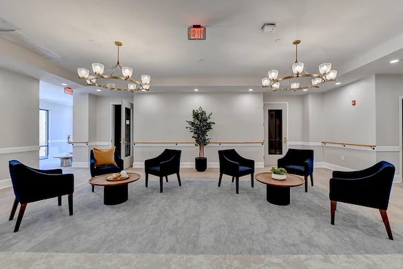 Image of Eben Silver Town (2)