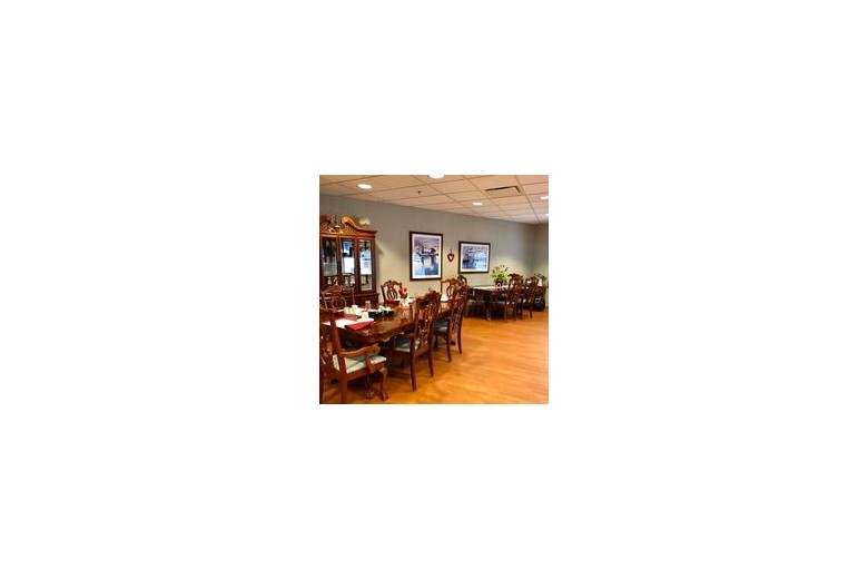 Image of Arbor Care Centers - Franklin Assisted Living (8)