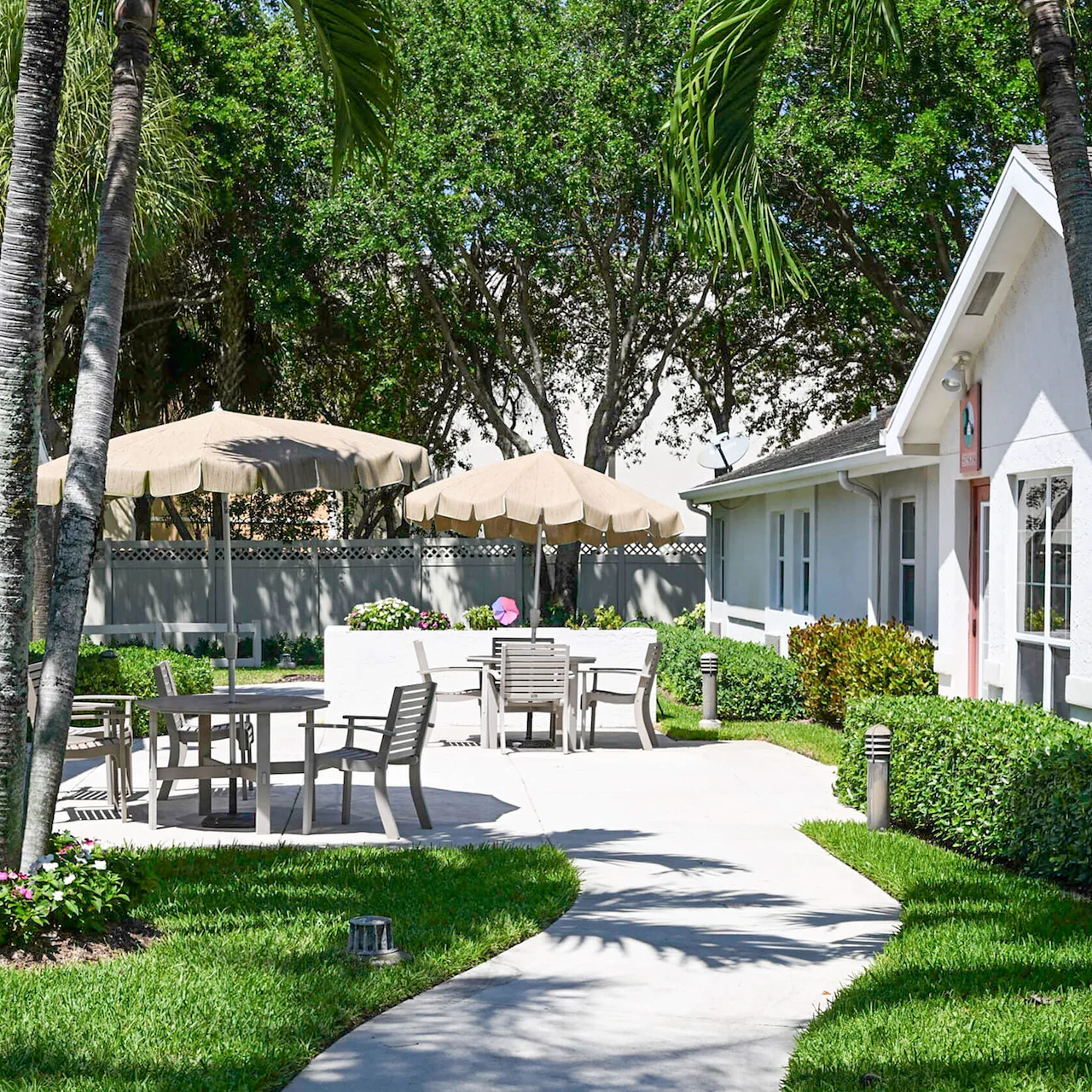 Image of Arden Courts Memory Care of Delray Beach (3)