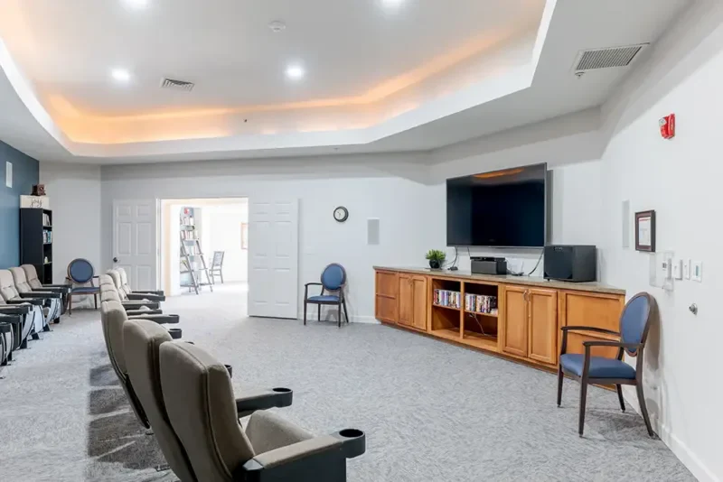 Image of Trustwell Living at Oak Creek Place (4)