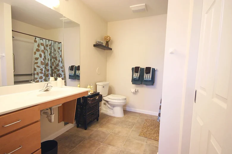 Image of Senior Living at Cambridge Heights (7)