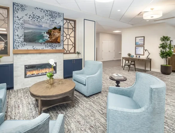 Image of Charter Senior Living of Gateway Park (3)