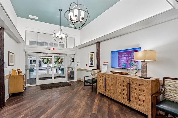 Image of Pine Oaks Senior Living (2)