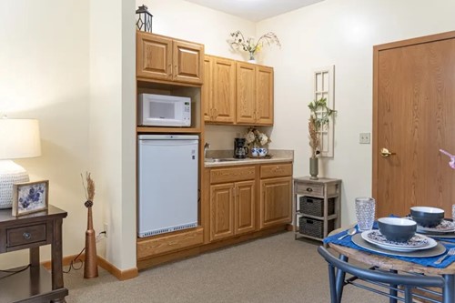 Image of Apple Valley Place of Clear Lake (8)