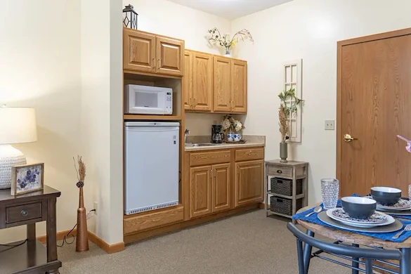 Image of Apple Valley Place of Clear Lake (8)