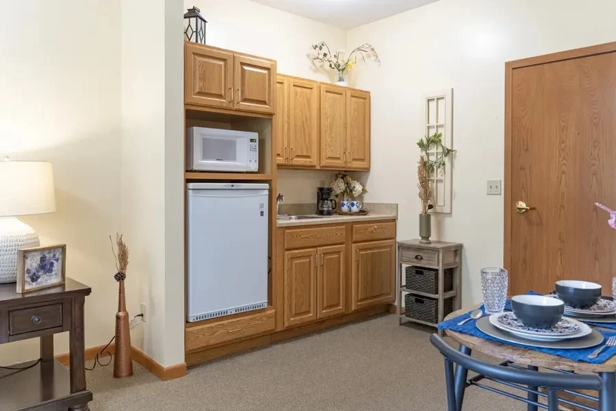 Image of Apple Valley Place of Clear Lake (8)