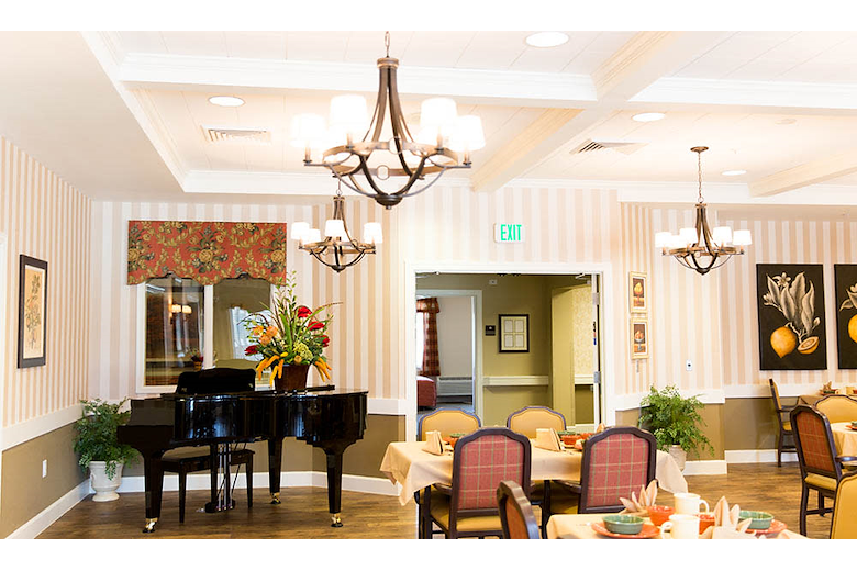 Image of Hickory Hills Alzheimer's Special Care Center (6)