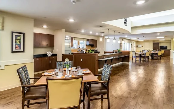 Harvester Place Senior Assisted Living Memory Care in Burr Ridge, IL dining room