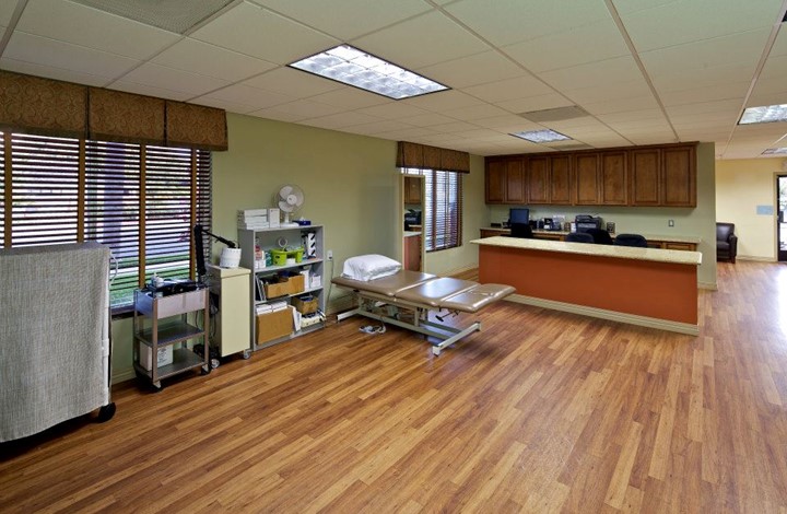 balboa-nursing--rehabilitation-center-image-6