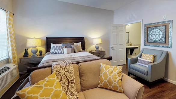 Image of Vantage Pointe Village (10)