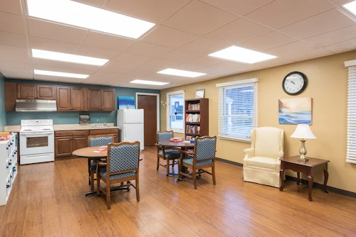 Image of Aurora Manor Special Care Cent (2)