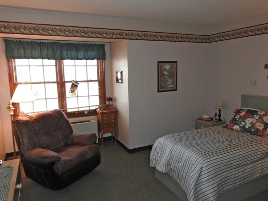 Image of Foltsbrook Center for Senior Living (2)