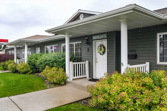 Edgewood Billings Memory Care Front Entrance