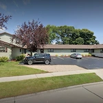 Image of Fieldcrest Manor (1)