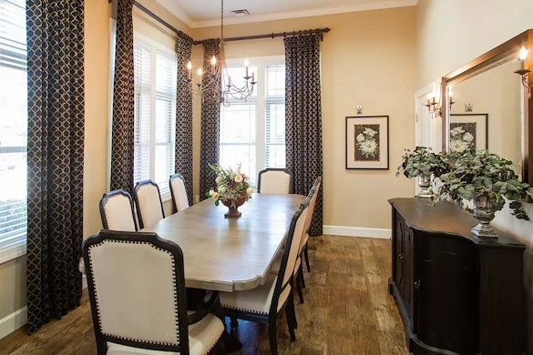 Image of Colonial Gardens Memory Care (6)