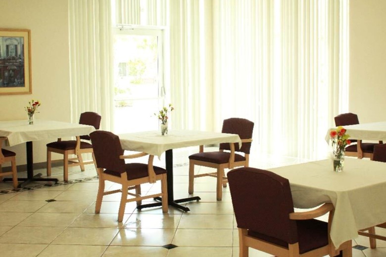Image of Isle Healthcare & Rehabilitation Center (5)
