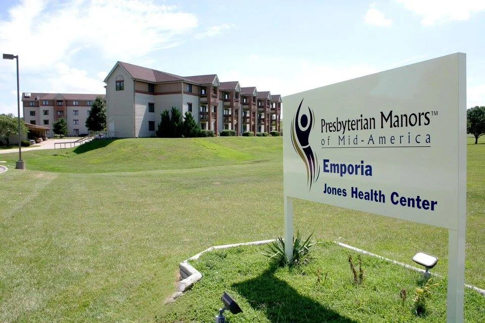 Image of Emporia Presbyterian Manor (7)