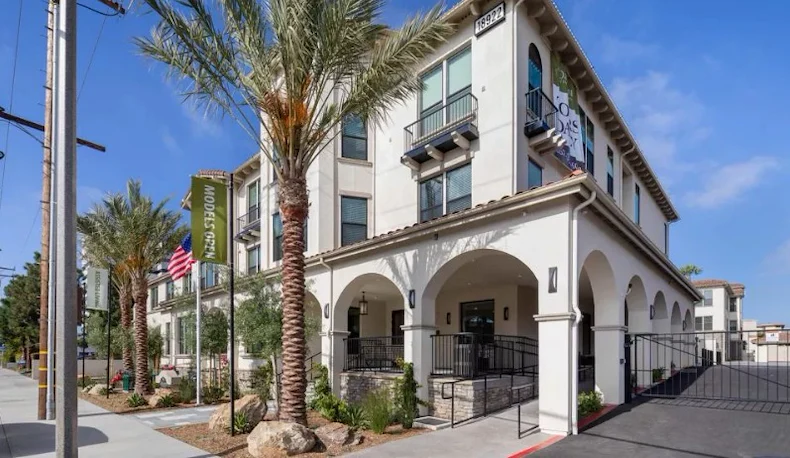 Image of Oakmont of Huntington Beach (1)