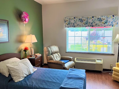 Image of Franklin Manor Assisted Living (3)