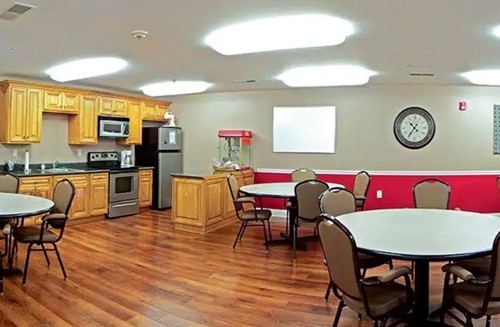 Image of Chapters Living of Canton (6)