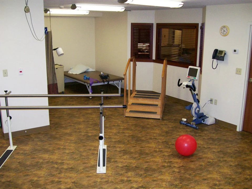 Image of Roselawn Manor (8)