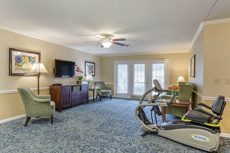 Image of Brookdale Bloomington (6)