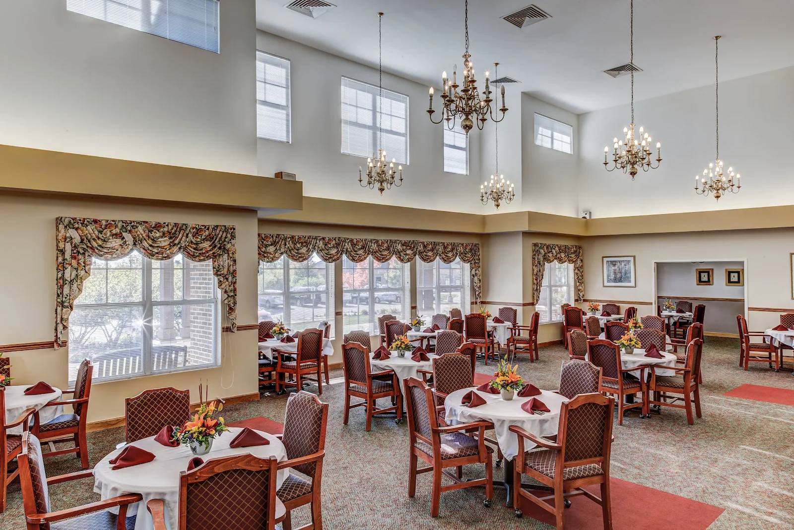 Image of Charter Senior Living of Rockford (3)