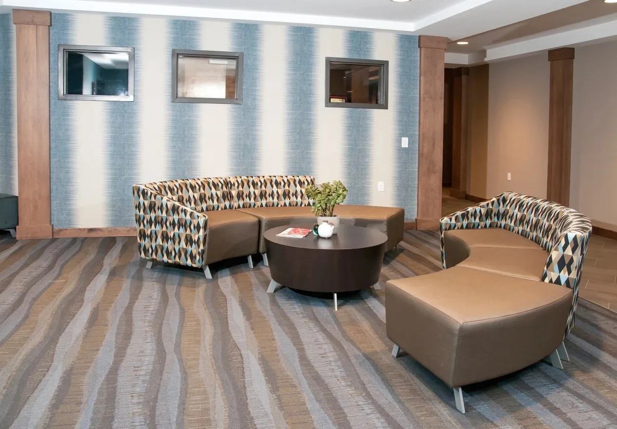 Image of The Cambric (8)