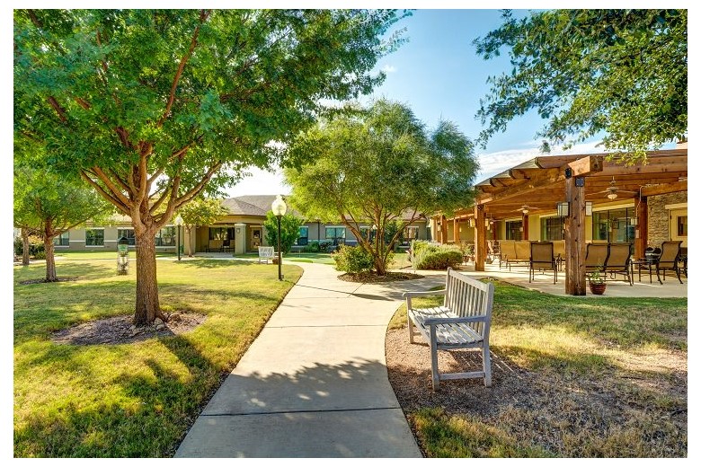 Image of The Auberge at Benbrook Lake (5)