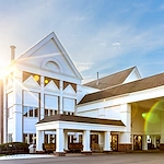 Image of Grand Victorian of Crystal Lake (1)