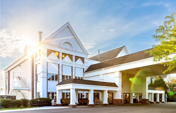 Image of Grand Victorian of Crystal Lake (1)