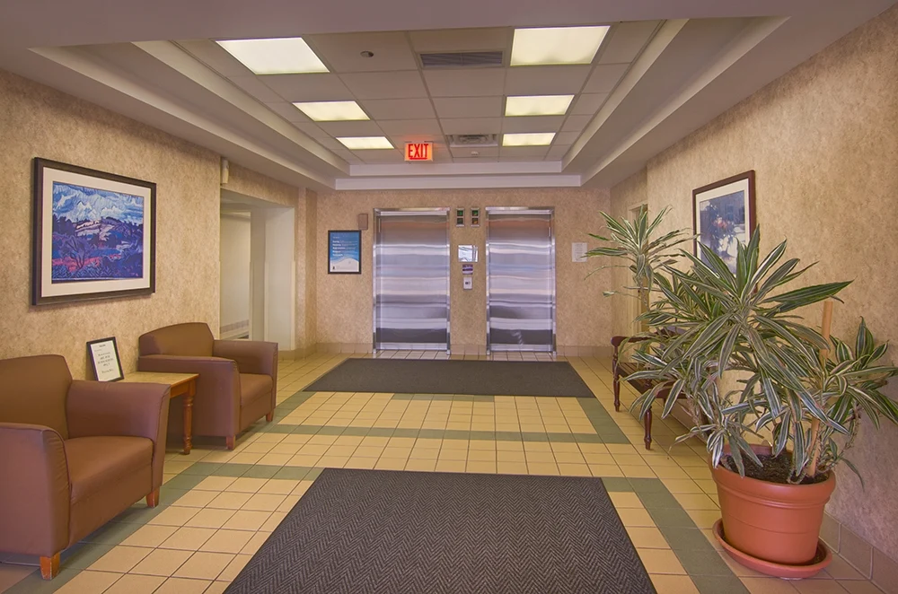 Image of Senior Suites of New City (2)