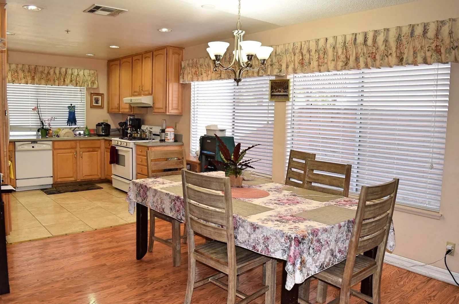 Image of Canyon View Residential (3)