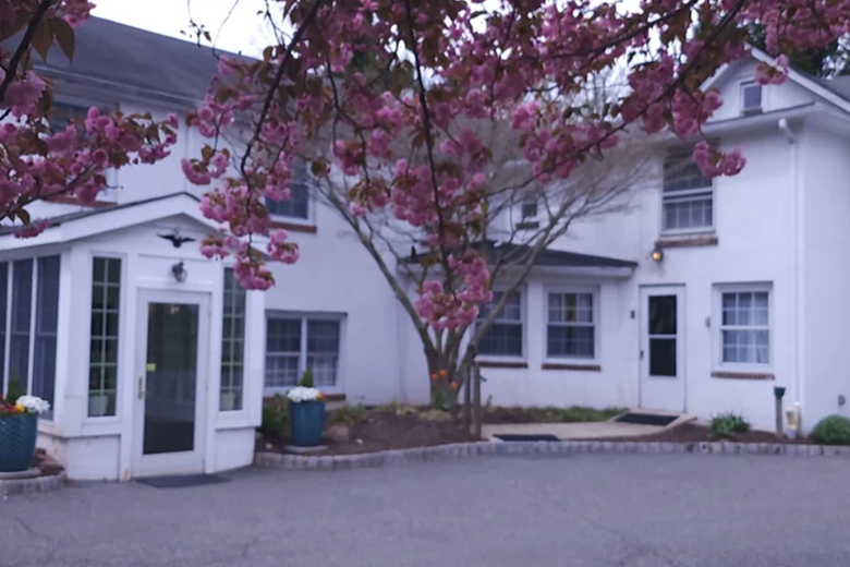 Image of Bryan Manor (4)