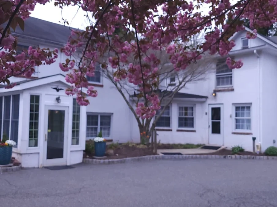 Image of Bryan Manor (4)